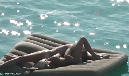 Mai Yamasaki si video porno con vecchi porci sveglia a succhiare il cazzo e