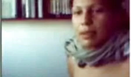 Cougar mi porno vecchi con giovani ragazze dà una splendida sciatta Pompino