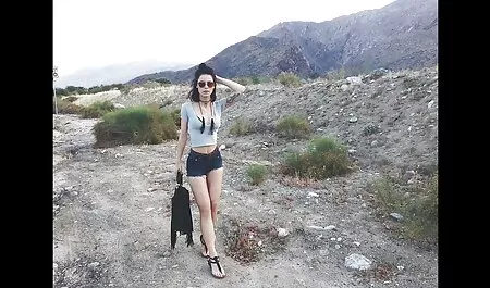 Caldo sexy hardcore Bumblebee fa sporco bareba porno vecchi e giovani