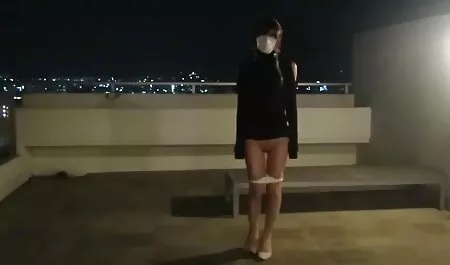 Seducente Giapponese porno anziani con ragazze babe ottiene figa pelosa