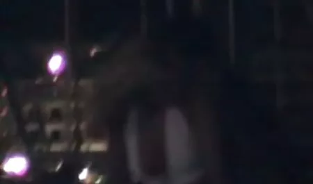 Danza MILF mostra pompino con le dita video porno di giovani con vecchi e Rough Sex