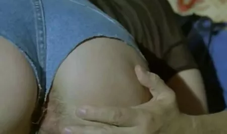 Carino vecchi con giovani troie ed erotico lesbiche