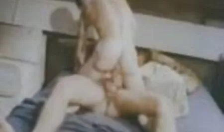 Jessy e Venus succhiano cazzi prima film porno vecchi con giovani di anale