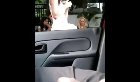 Ladyboy vecchi scopano giovane Namnueng cornea dickgirl