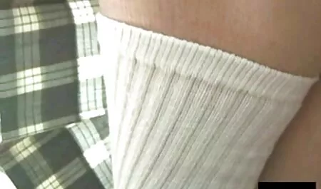 Dirty sesso tra vecchi e giovani parlando bruna si masturba hard