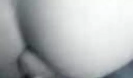 Busty milf porno vecchi e giovani ottiene cazzo nero
