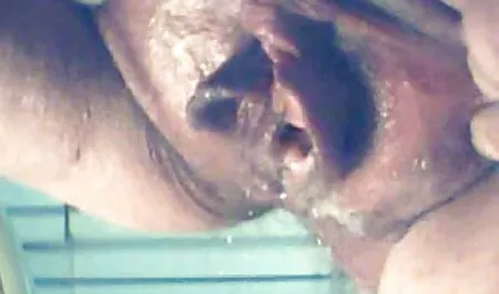 BJ ragazza naturale in video amatoriale sesso con vechi Paulie in video amatoriale