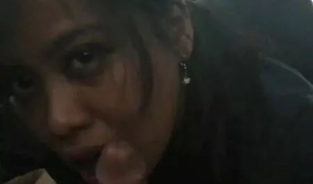 Crossdresser scopata dalla sua ragazza-cazzo strap-on, orgasmo multiplo video porno gratis vecchi con giovani